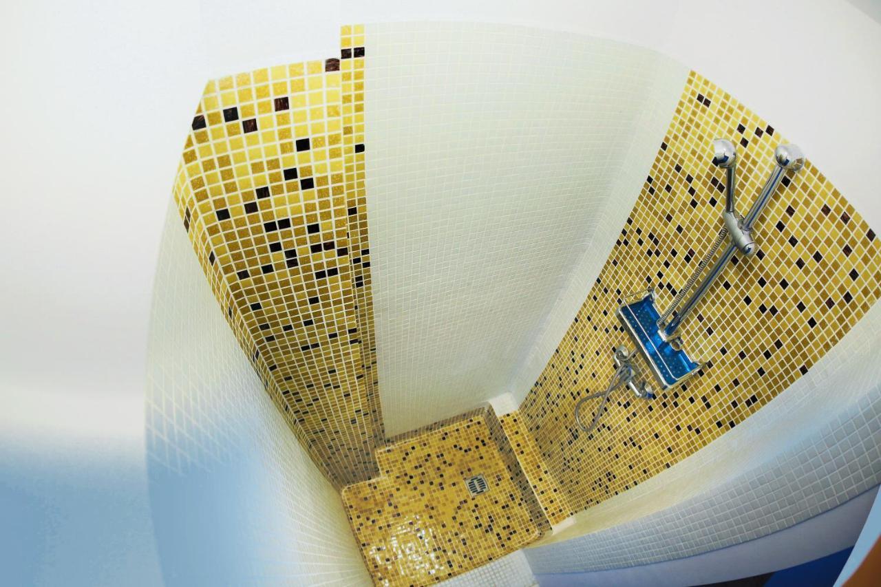 Color Apartments Downtown Bucharest Luaran gambar