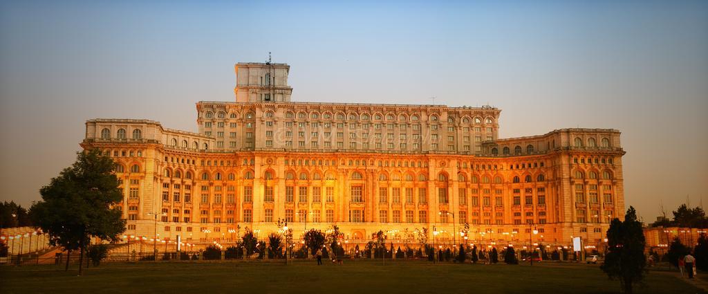 Color Apartments Downtown Bucharest Luaran gambar